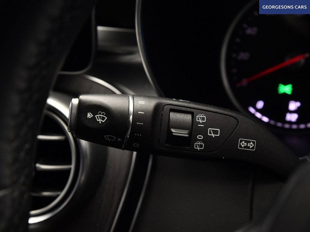 Used Mercedes-Benz GLC 2020 for sale - 77642235: Photo 42