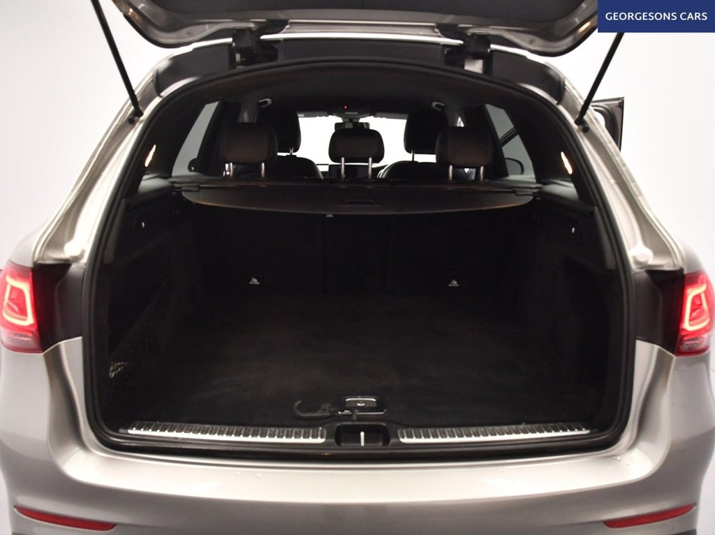 Used Mercedes-Benz GLC 2020 for sale - 77642235: Photo 9