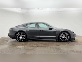 Used Porsche Taycan 2022 for sale - 78372815: Photo