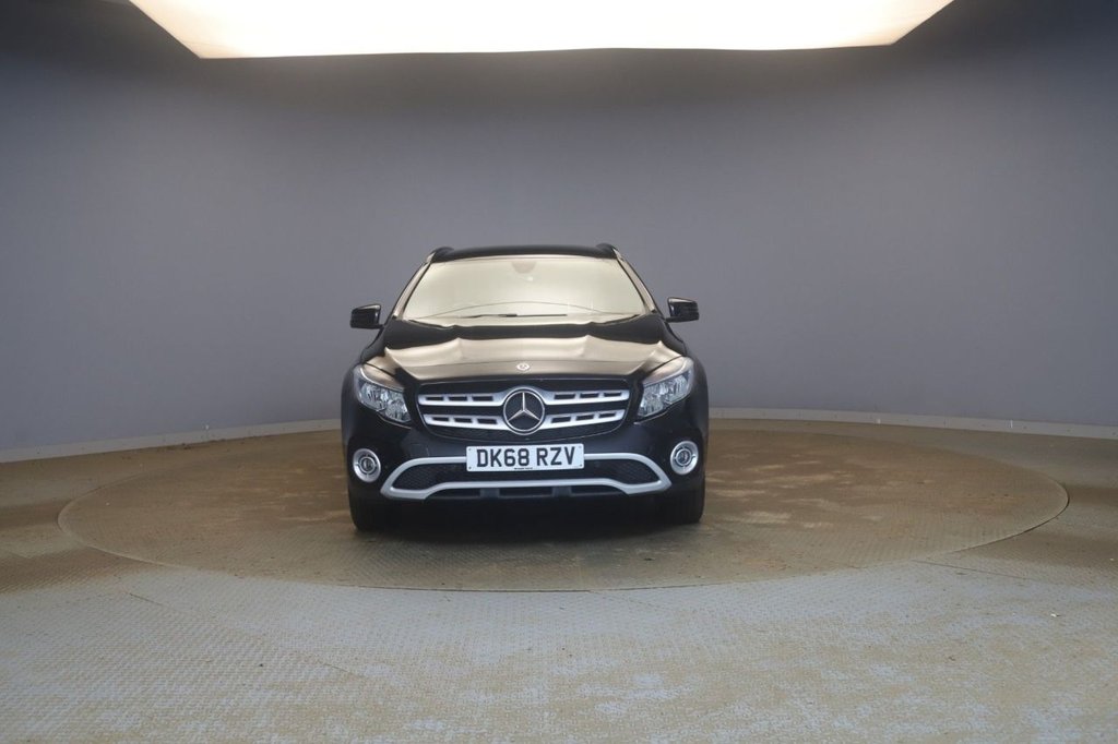 Used Mercedes-Benz GLA 2018 for sale - 77356632: Photo 2