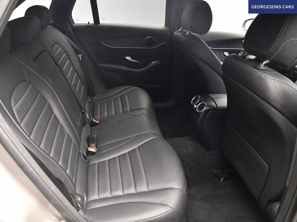 Used Mercedes-Benz GLC 2021 for sale - 76148176: Photo 17