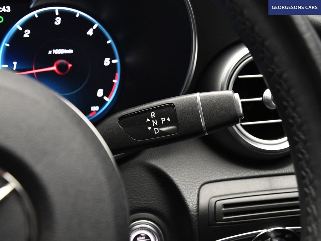 Used Mercedes-Benz GLC 2021 for sale - 76148176: Photo 31