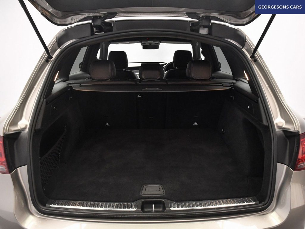 Used Mercedes-Benz GLC 2021 for sale - 76148176: Photo 9