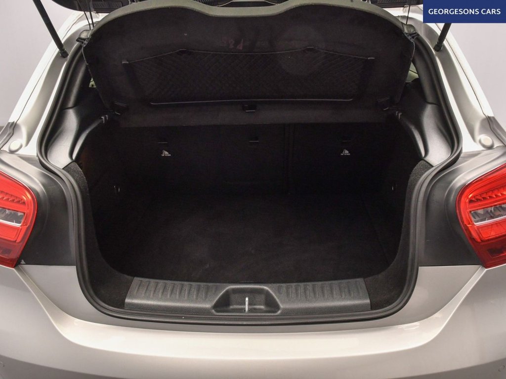 Used Mercedes-Benz A-Class 2018 for sale - 76840764: Photo 9