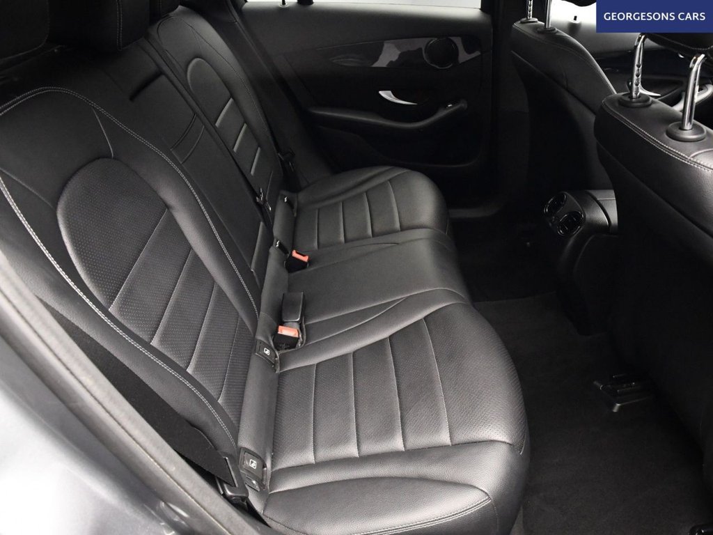 Used Mercedes-Benz GLC 2018 for sale - 75832845: Photo 18