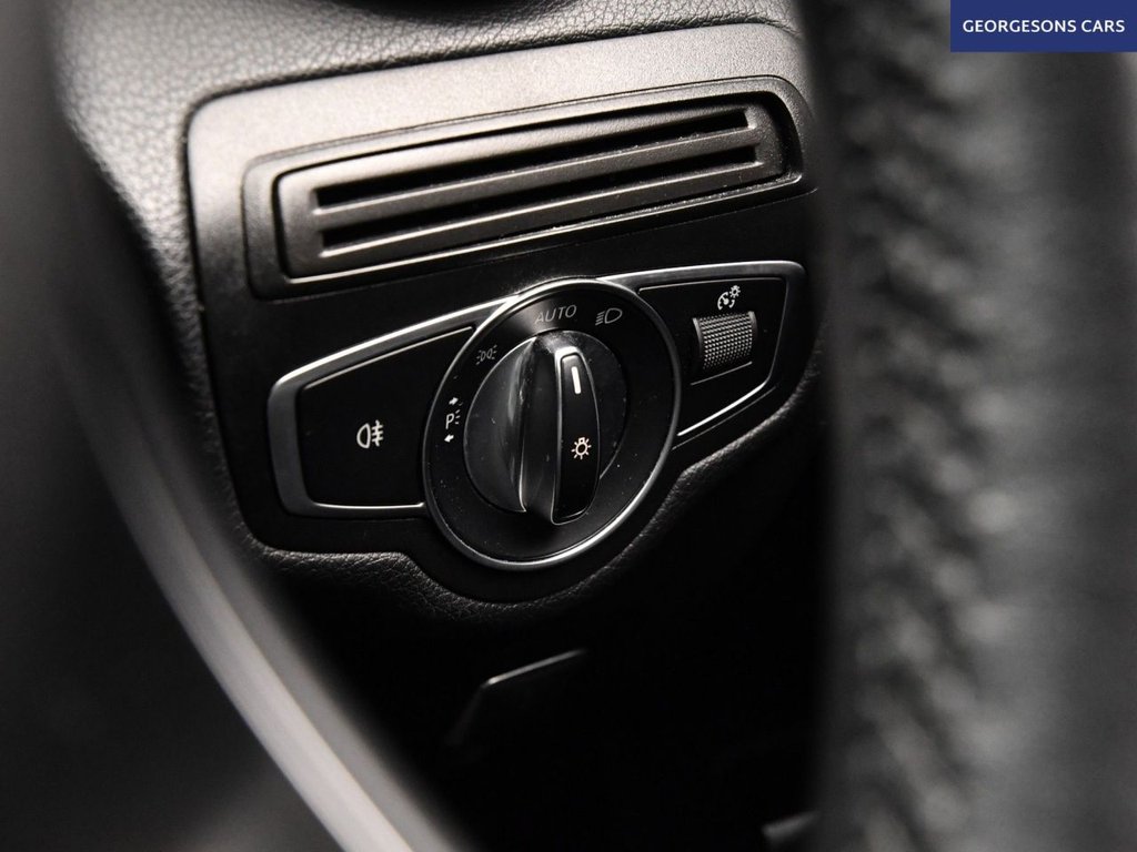 Used Mercedes-Benz GLC 2018 for sale - 75832845: Photo 26