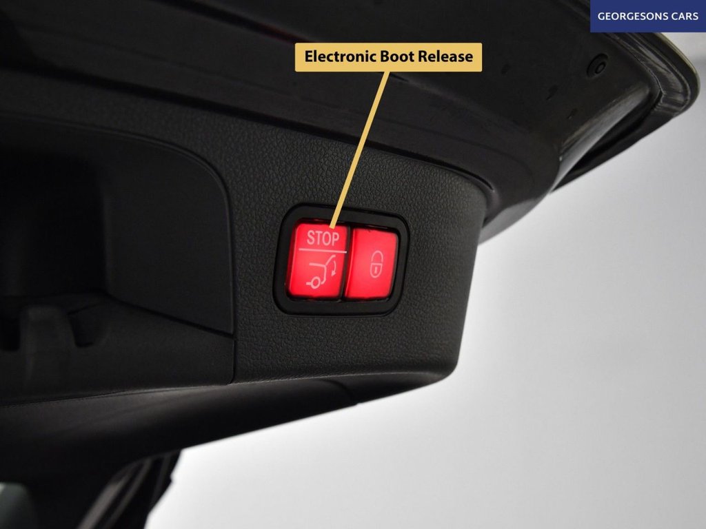 Used Mercedes-Benz EQC 2022 for sale - 77275661: Photo 10