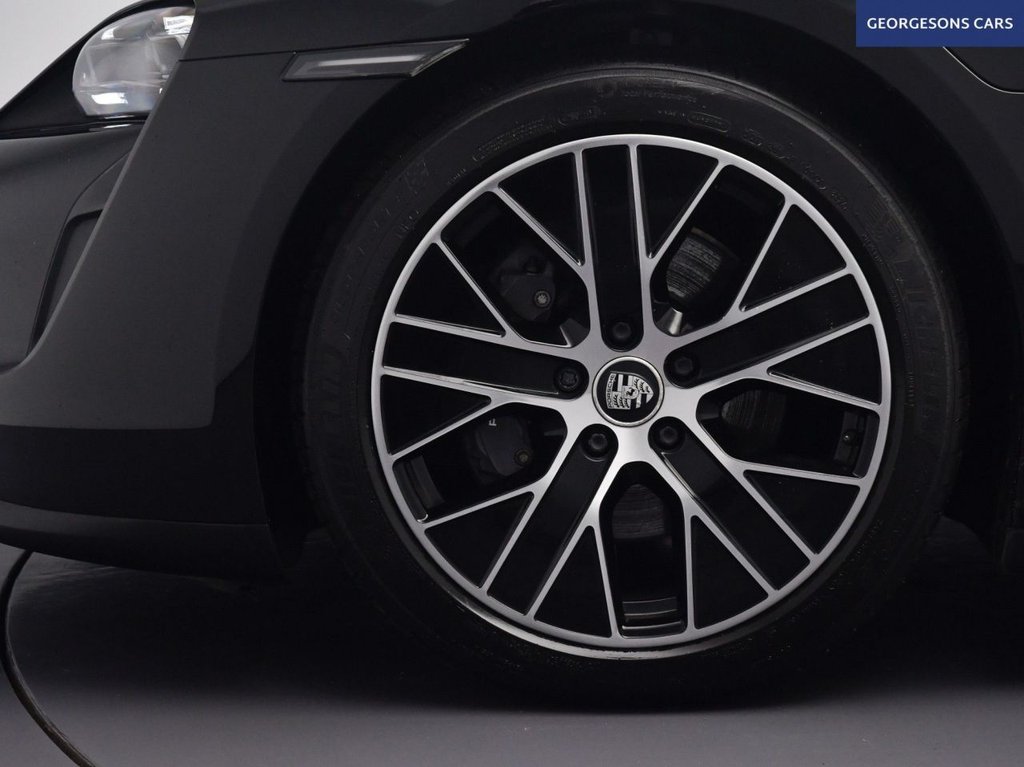 Used Porsche Taycan 2021 for sale - 77959740: Photo 14