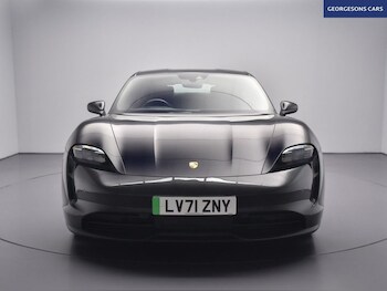 Used Porsche Taycan 2021 for sale - 77959740: Photo