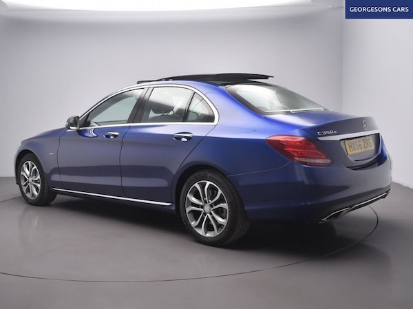 Used Mercedes-Benz C-Class 2016 for sale - 75703915: Photo 2