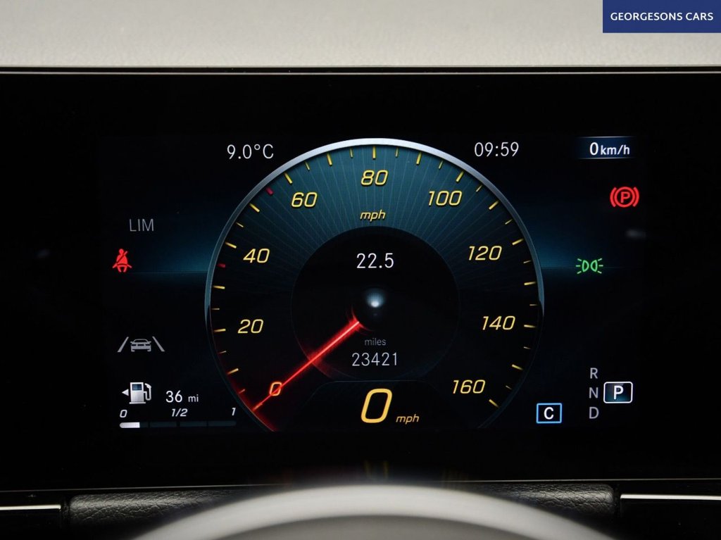 Used Mercedes-Benz GLA 2022 for sale - 77110403: Photo 32