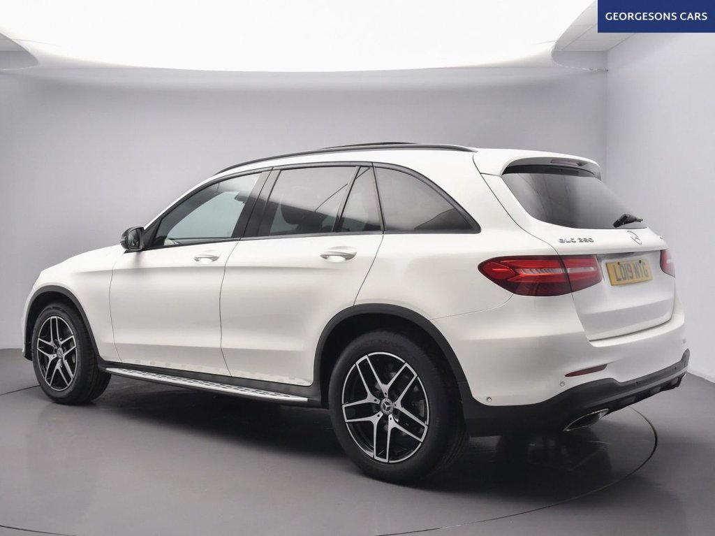 Used Mercedes-Benz GLC 2019 for sale - 77049038: Photo 2