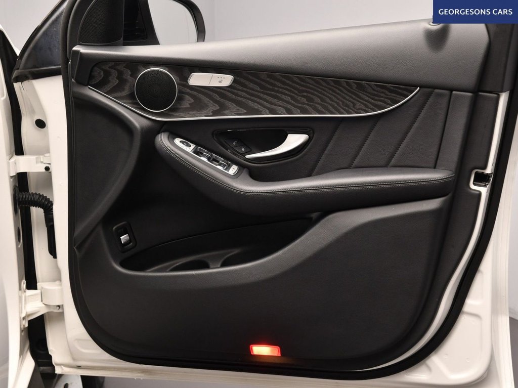 Used Mercedes-Benz GLC 2019 for sale - 77049038: Photo 30