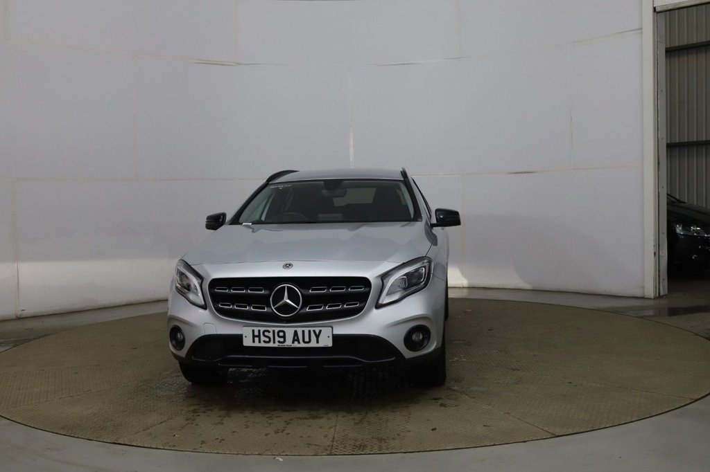 Used Mercedes-Benz GLA 2019 for sale - 77250308: Photo 2
