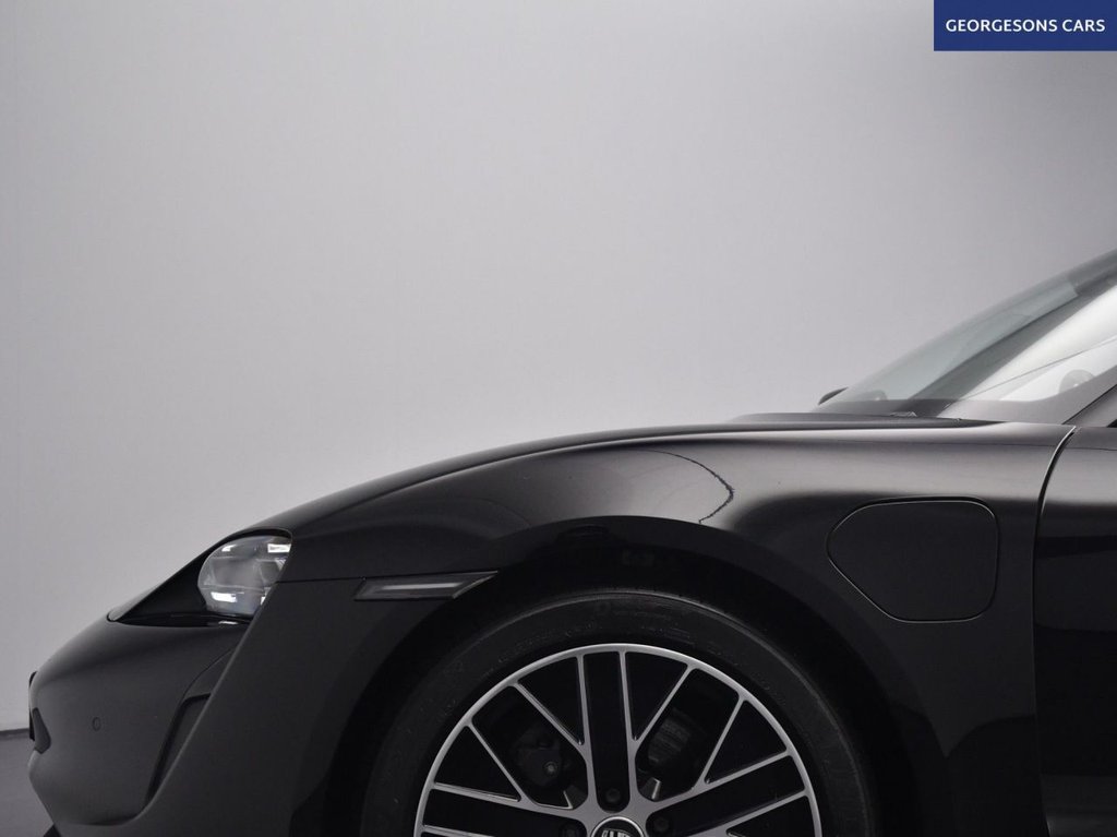 Used Porsche Taycan 2021 for sale - 78016765: Photo 15