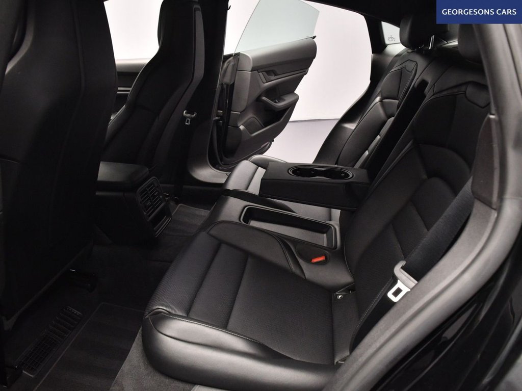 Used Porsche Taycan 2021 for sale - 78016765: Photo 32