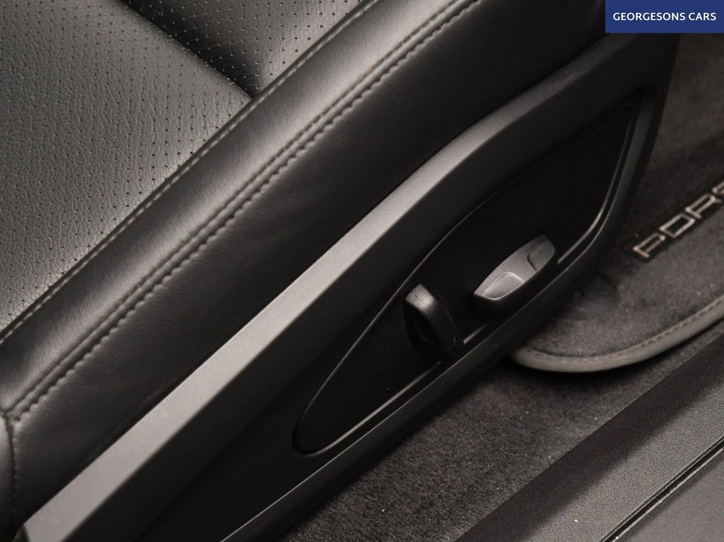 Used Porsche Taycan 2021 for sale - 78016765: Photo 39