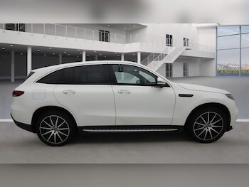 Used Mercedes-Benz EQC 2023 for sale - 77720008: Photo