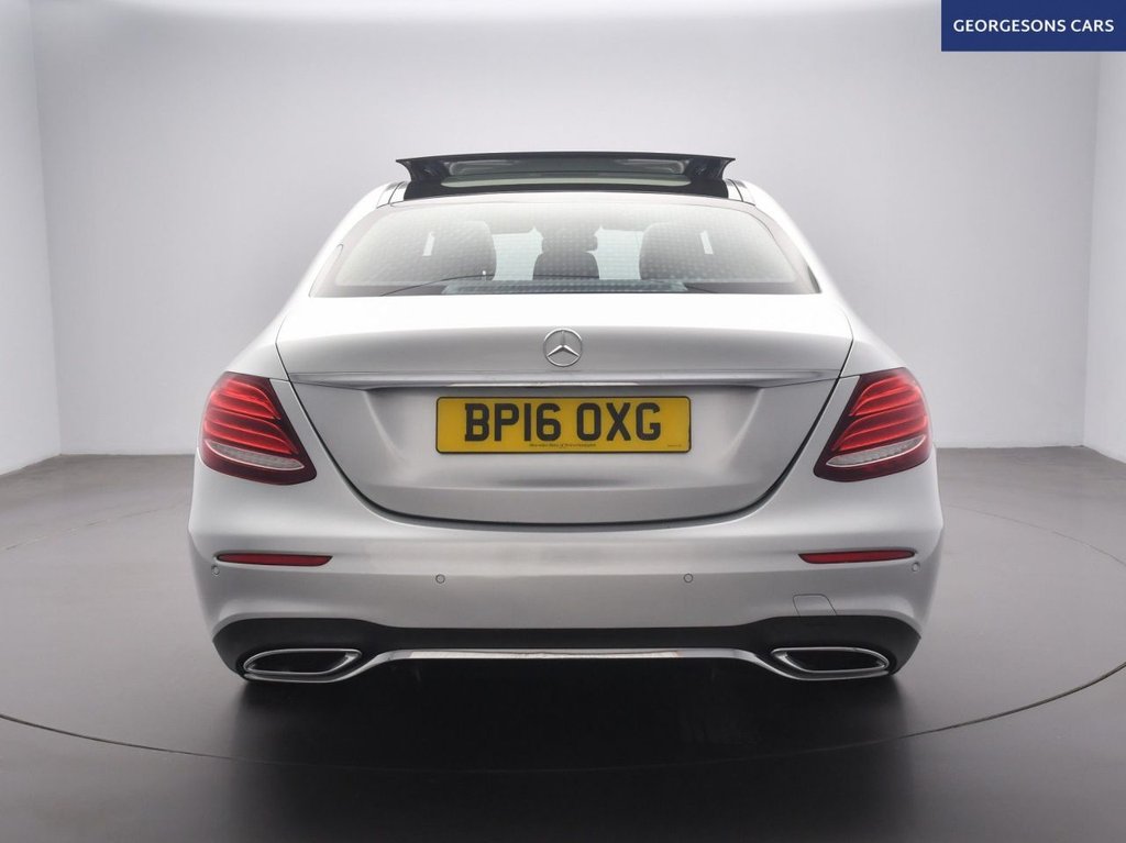 Used Mercedes-Benz E Class 2016 for sale - 76840958: Photo 8