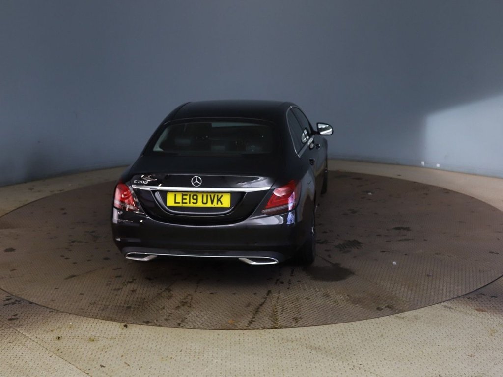 Used Mercedes-Benz C Class 2019 for sale - 77250596: Photo 3