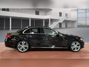 Used Mercedes-Benz C Class 2016 for sale - 77890799: Photo