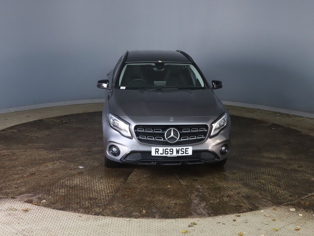 Used Mercedes-Benz GLA 2019 for sale - 77249863: Photo 2