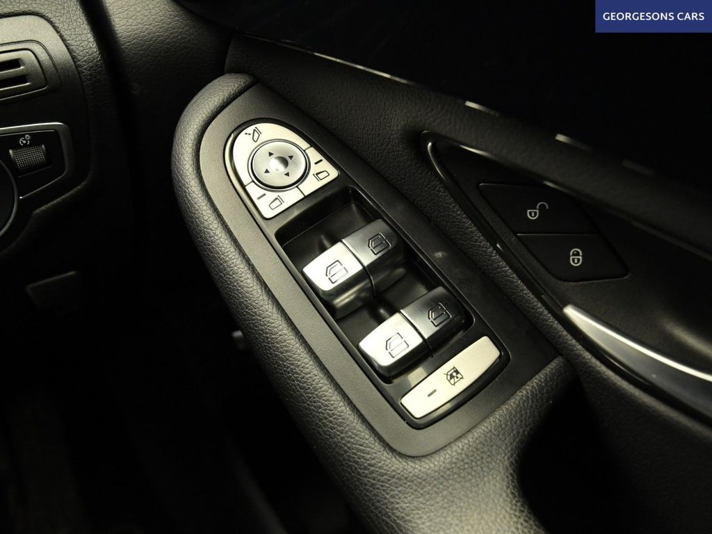 Used Mercedes-Benz GLC 2020 for sale - 77048669: Photo 28