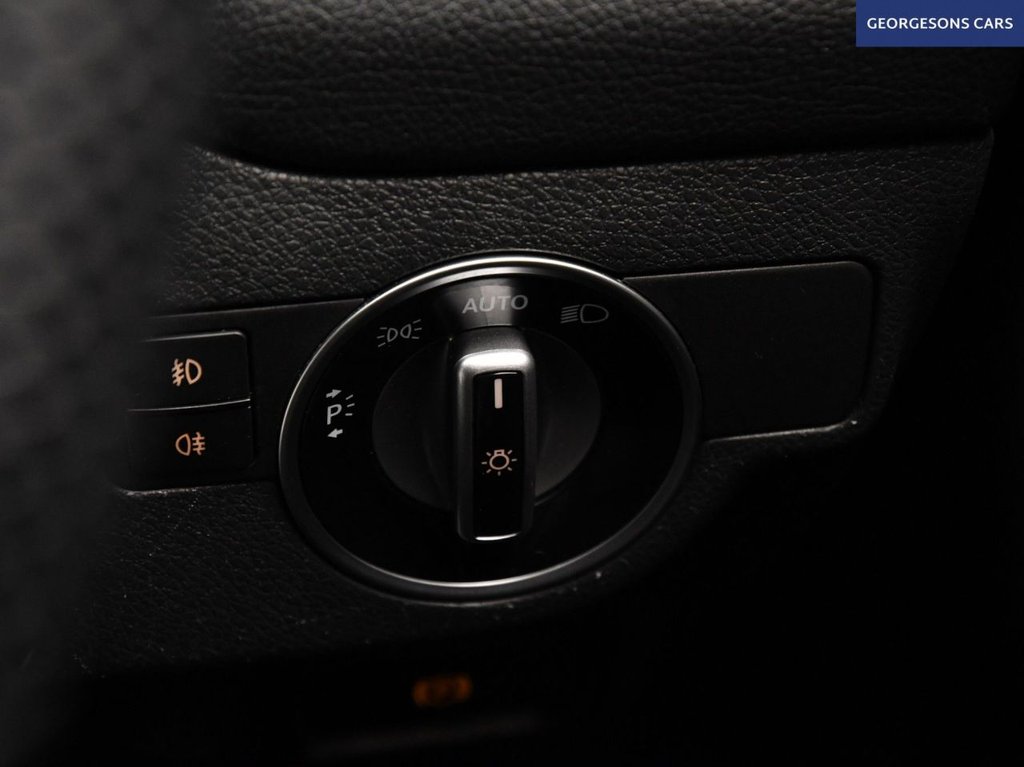 Used Mercedes-Benz GLA 2018 for sale - 76840766: Photo 44