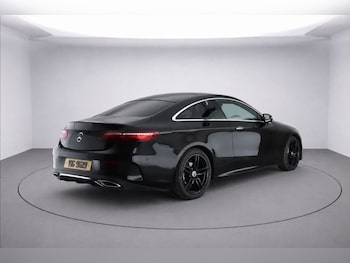 Used Mercedes-Benz E Class 2018 for sale - 78557616: Photo