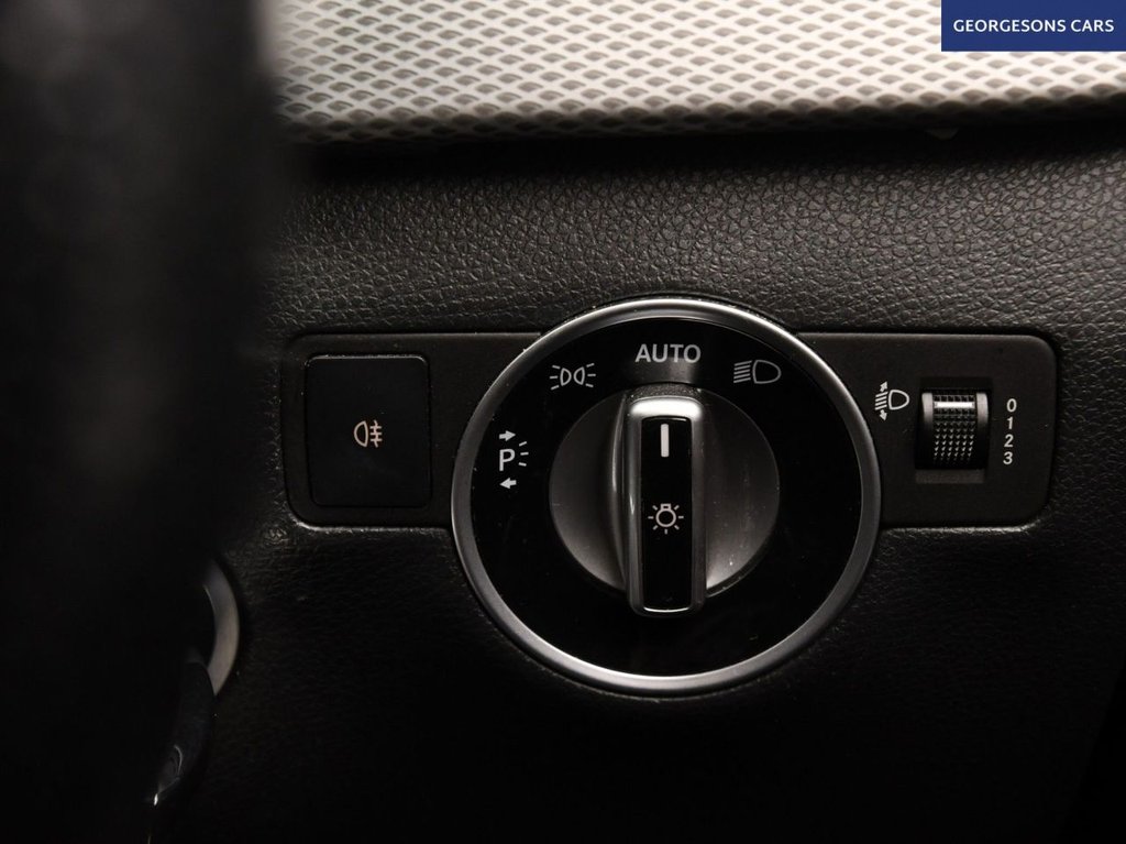 Used Mercedes-Benz B Class 2015 for sale - 76469891: Photo 36