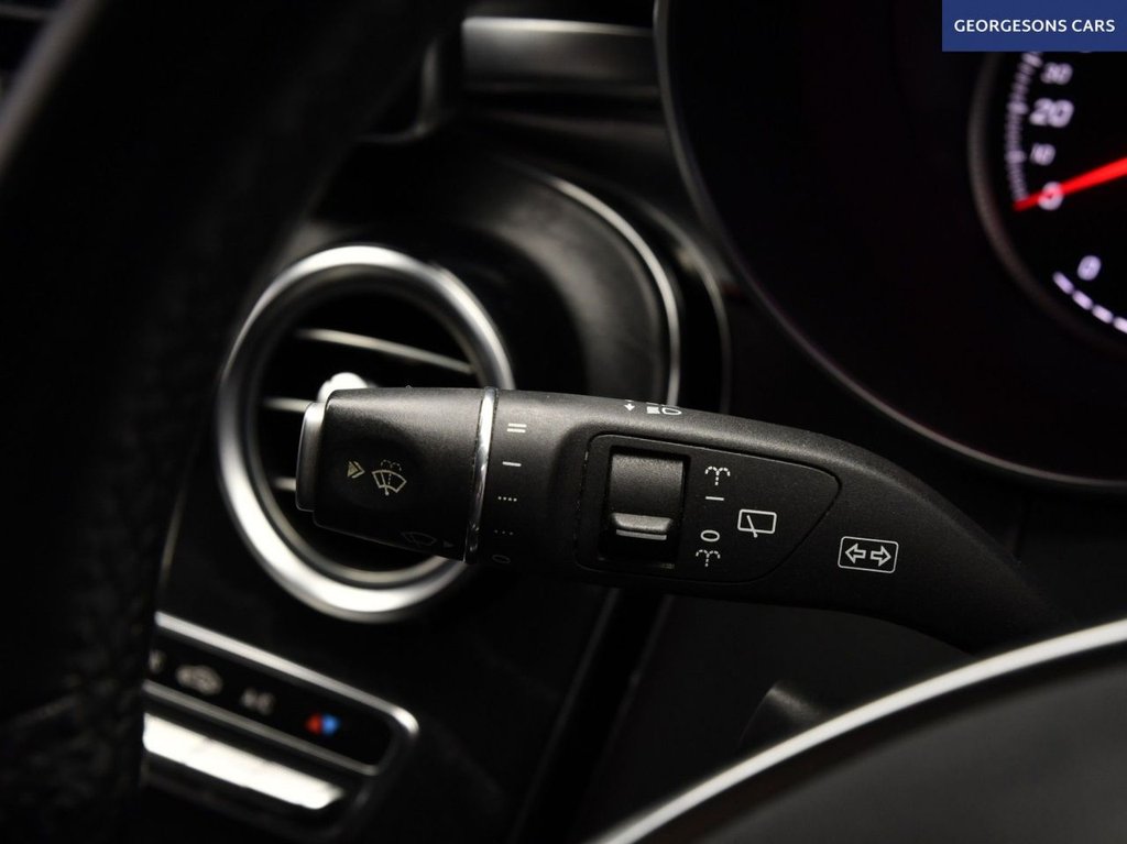 Used Mercedes-Benz GLC 2018 for sale - 76279567: Photo 42