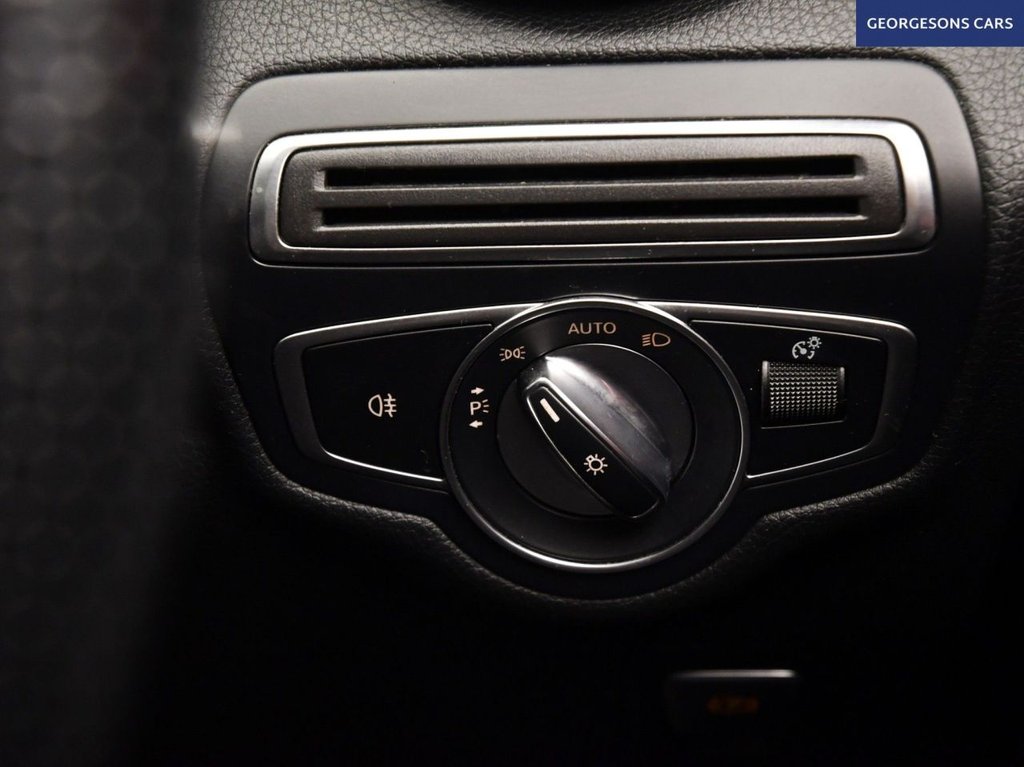 Used Mercedes-Benz GLC 2018 for sale - 76279567: Photo 47