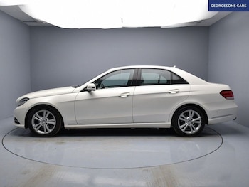 Used Mercedes-Benz E Class 2013 for sale - 79530309: Photo