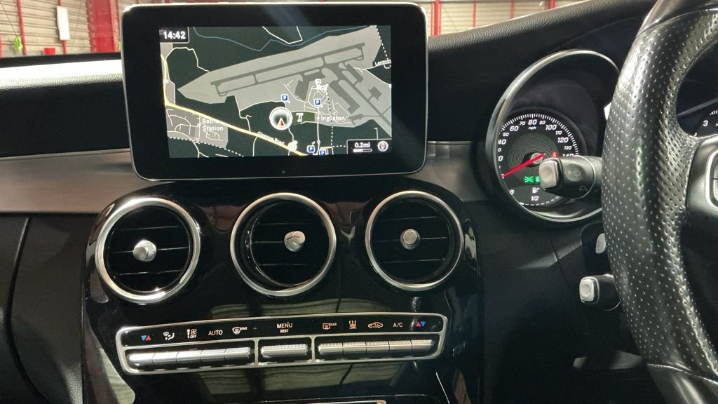 Used Mercedes-Benz C Class 2016 for sale - 77692856: Photo 6