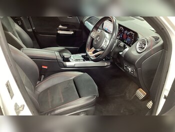 Used Mercedes-Benz EQB 2023 for sale - 77341394: Photo