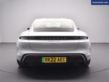 Used Porsche Taycan 2022 for sale - 79197493: Photo