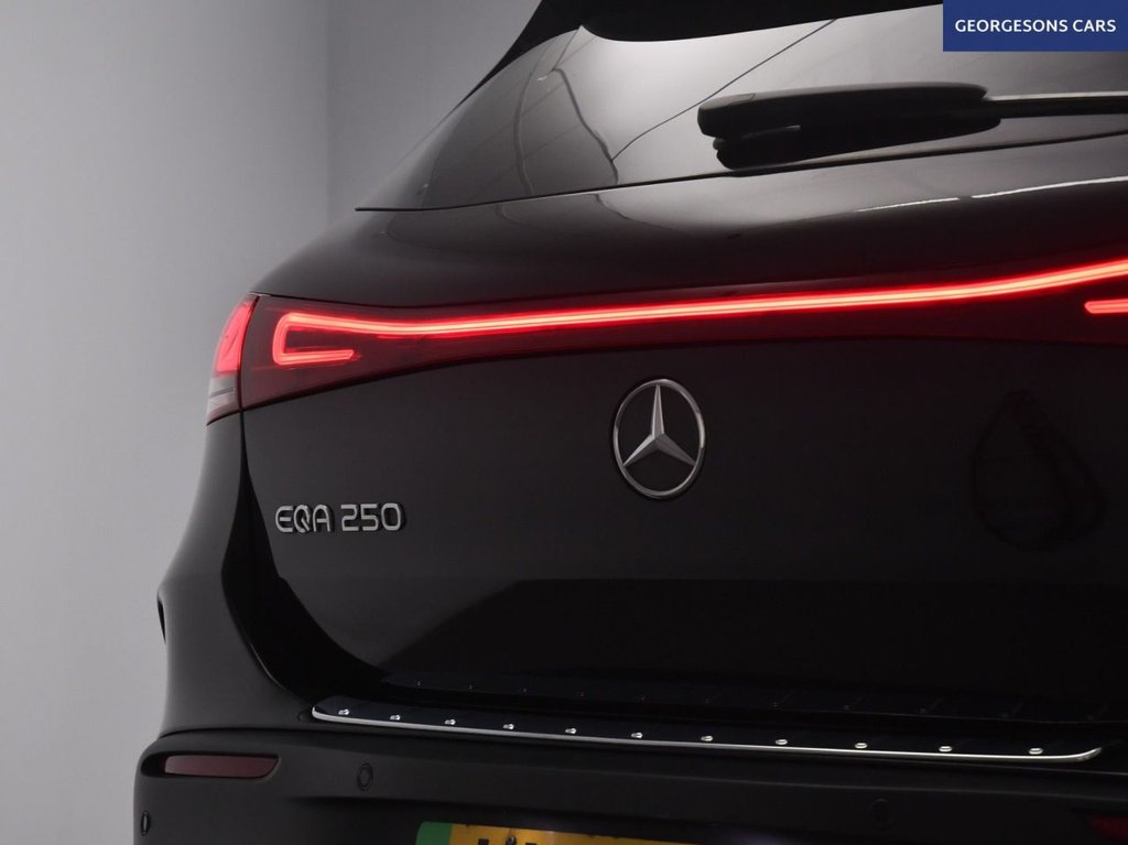 Used Mercedes-Benz EQA 2021 for sale - 76739885: Photo 17