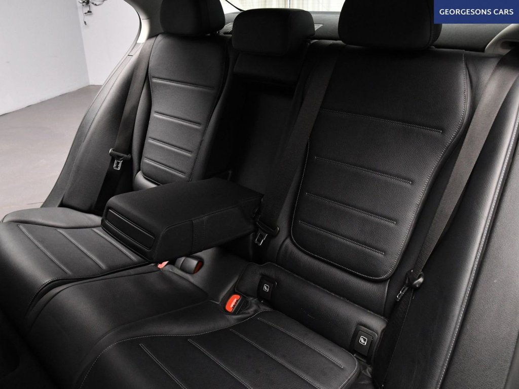 Used Mercedes-Benz C Class 2022 for sale - 76546348: Photo 25