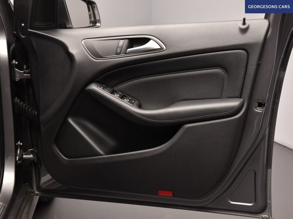 Used Mercedes-Benz B Class 2017 for sale - 78082448: Photo 19