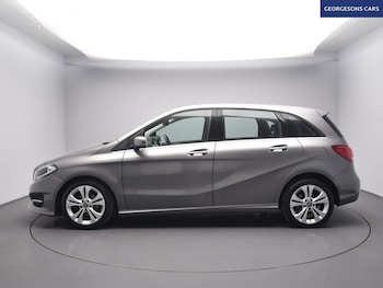 Used Mercedes-Benz B Class 2017 for sale - 78082448: Photo