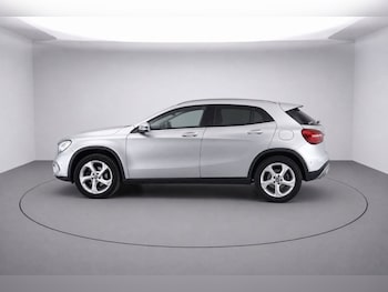 Used Mercedes-Benz GLA 2018 for sale - 79104073: Photo