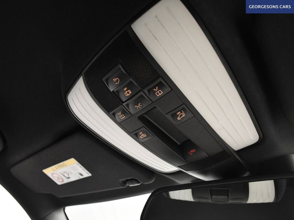 Used Mercedes-Benz E Class 2015 for sale - 77048675: Photo 39