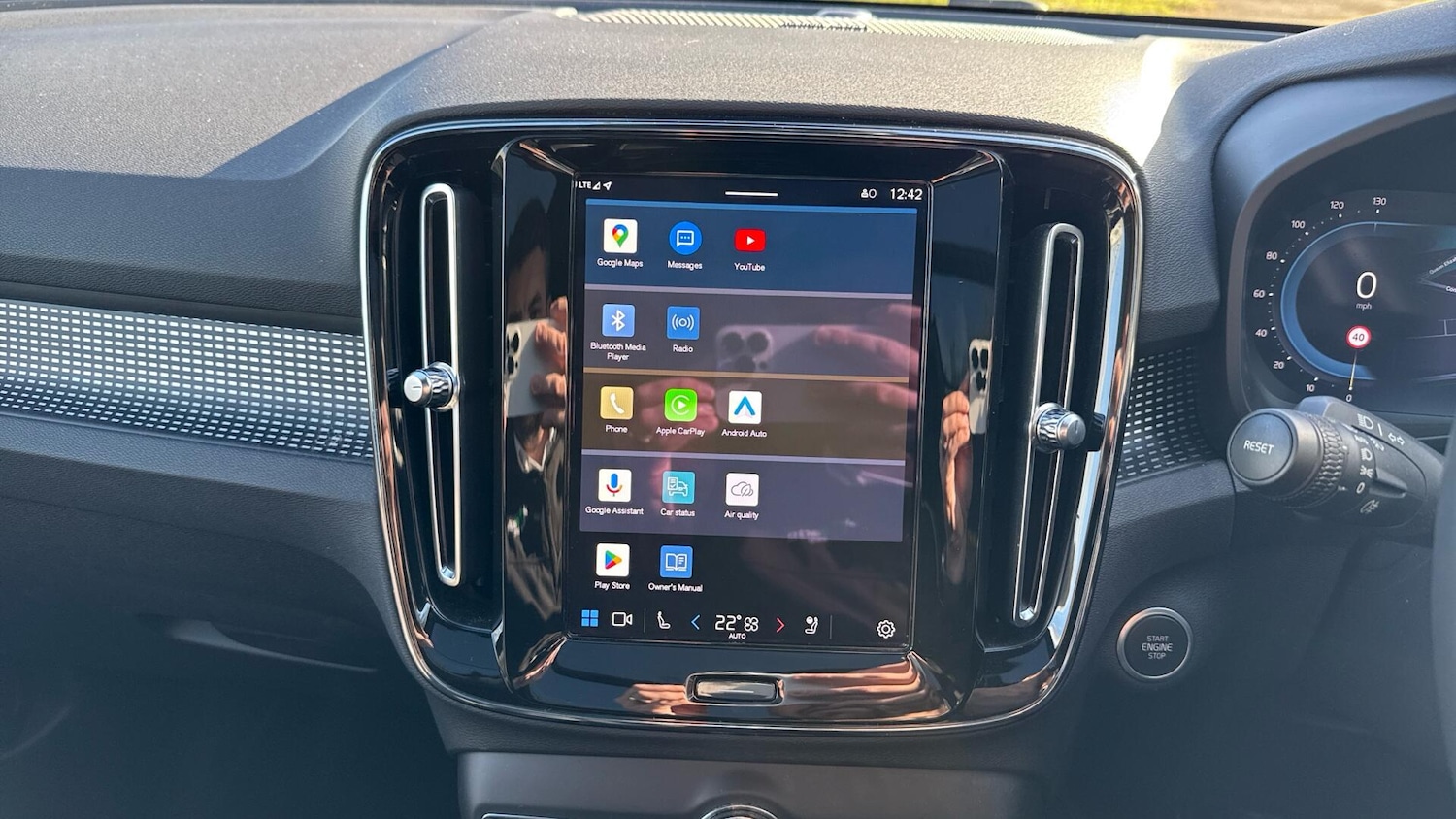 Used Volvo XC40 2023 for sale - 76377992: Photo 12