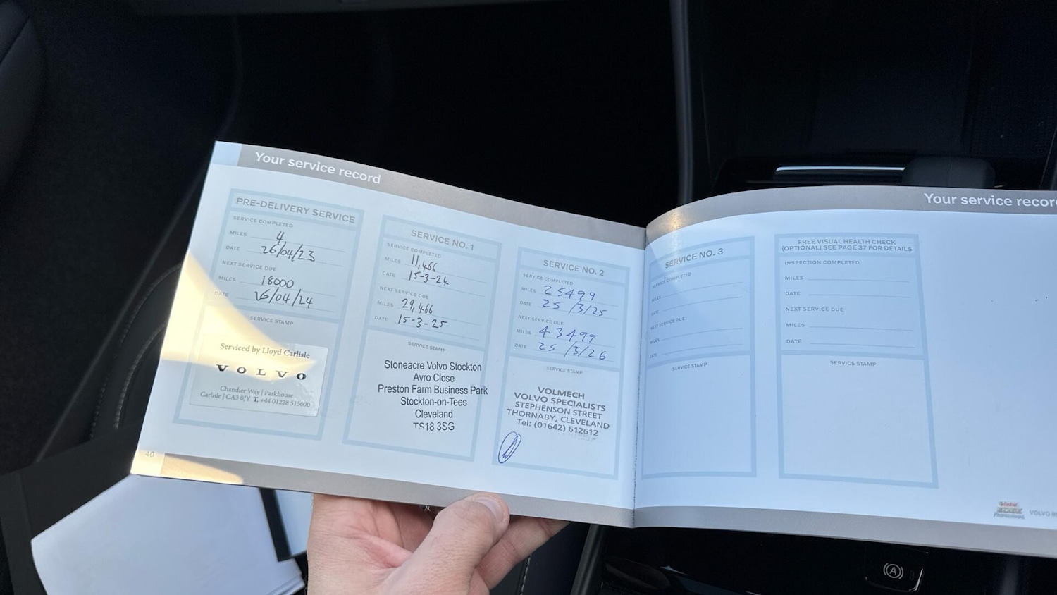 Used Volvo XC40 2023 for sale - 76377992: Photo 14