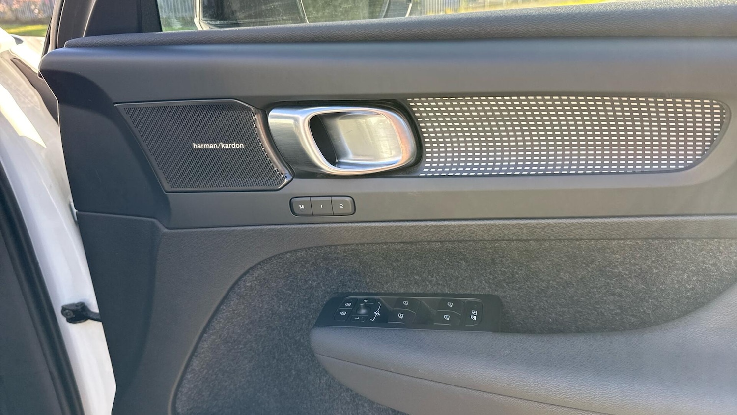 Used Volvo XC40 2023 for sale - 76377992: Photo 27