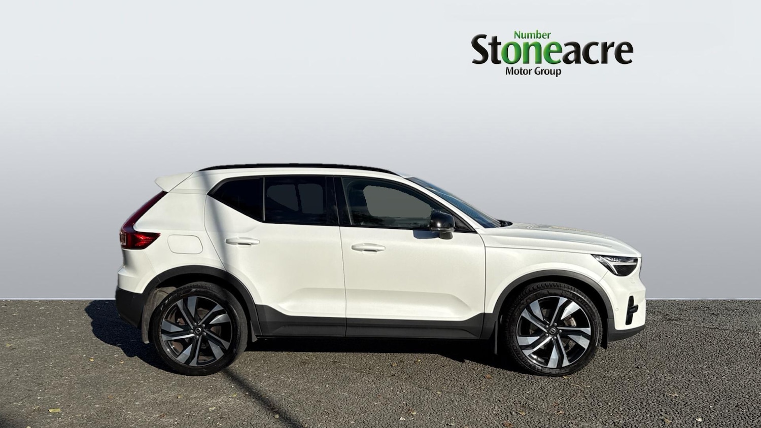 Used Volvo XC40 2023 for sale - 76377992: Photo 3