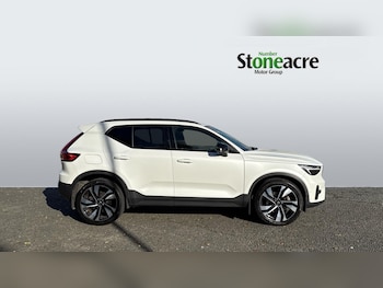 Used Volvo XC40 2023 for sale - 76377992: Photo