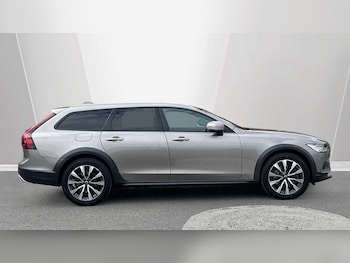 Used Volvo V90 2021 for sale - 79539972: Photo