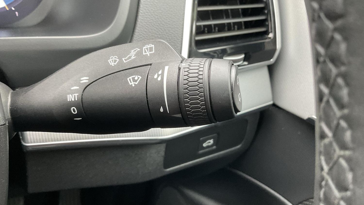 Used Volvo XC90 2024 for sale - 75940320: Photo 23