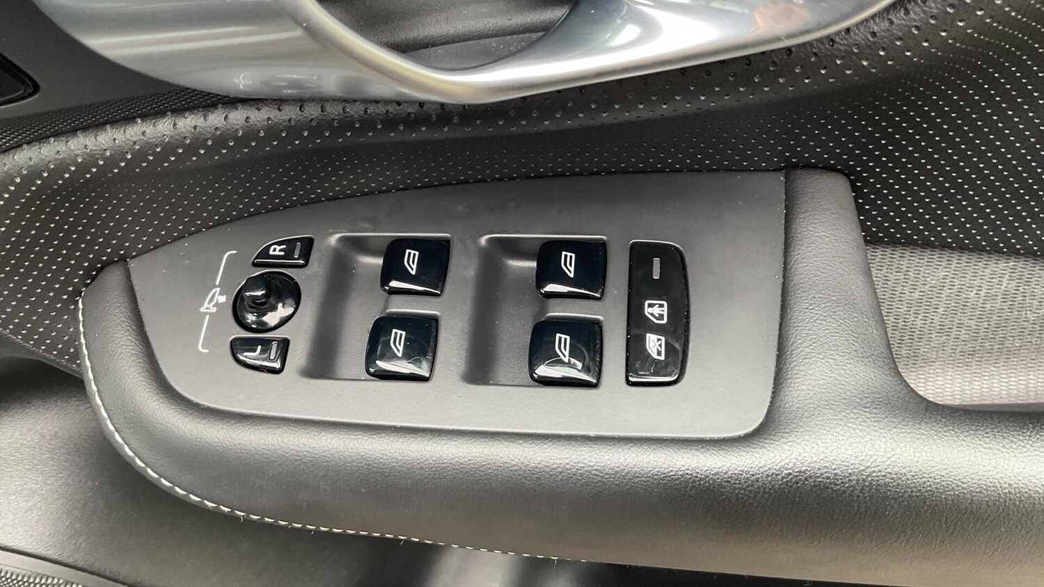 Used Volvo XC90 2024 for sale - 75940320: Photo 24